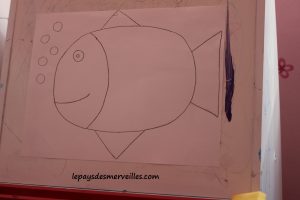 Activité poisson d'avril - Peinture, collage & playmais (8)