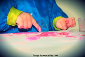 Bricolage coeur peinture - bricolage fête des pères fête des mères (10)