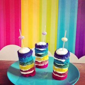 petit rainbow-cakes