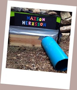 bricolage-abri-herisson