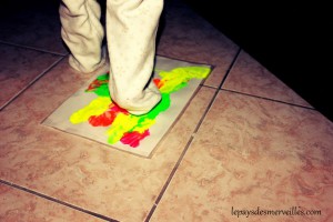 peinture propre avec les pieds
