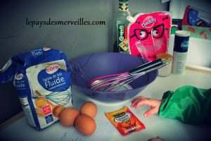 gateau au yaourt arc en ciel (2)