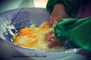 gateau au yaourt arc en ciel (4)