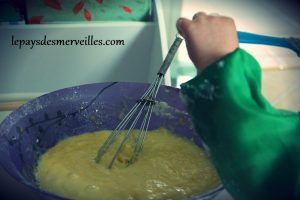gateau au yaourt arc en ciel (5)