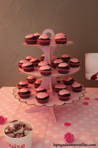 présentoir cupcake rose