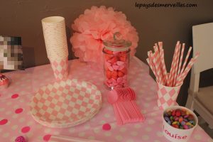 sweet table anniversaire rose