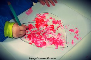 Bricolage coeur peinture - bricolage fête des pères fête des mères (4)