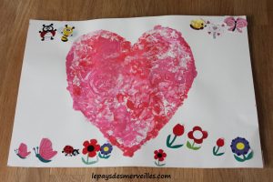 Bricolage coeur peinture - bricolage fête des pères fête des mères (9)