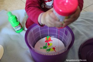 Peindre avec une essoreuse à salade (6)