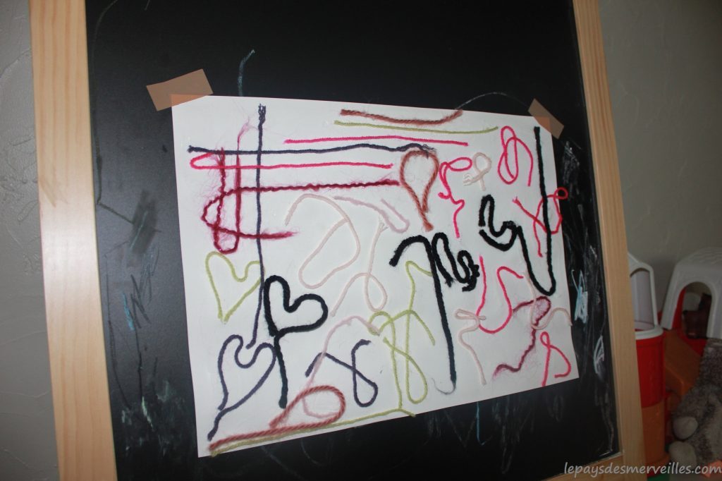Bricolage enfant - Tableau de laine (7)