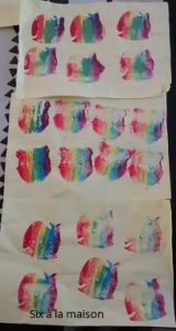 peinture-arc-en-ciel-eponge