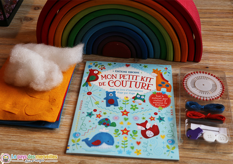 Kit De Réparation Couture Portable - Petite Boîte à Outils Avec Aiguilles, Ciseaux, Boutons - 7x6,5 Cm - Idéal Voyage, Camping