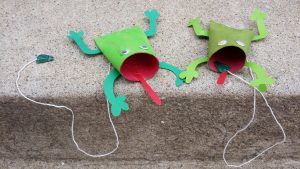 grenouille en rouleau de papier toilette