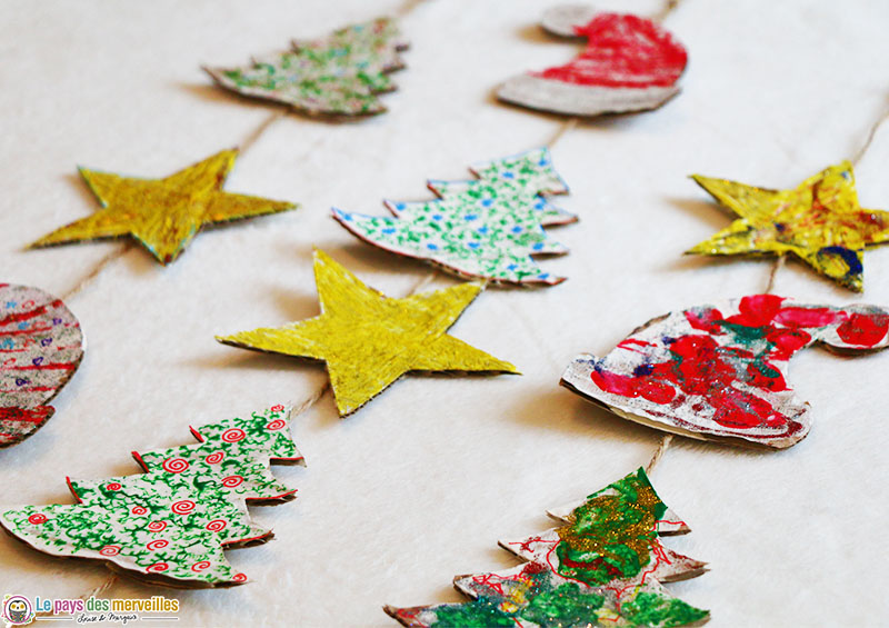 activité de Noël pour les enfants avec du carton