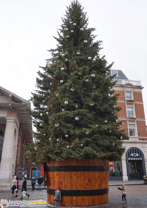 Sapin de Noël géant à Covent Garden