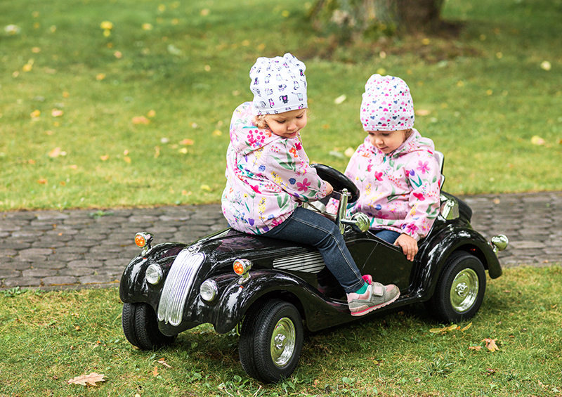 avantage du jouet voiture électrique enfant