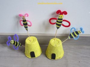 Bricolage abeille en recup'