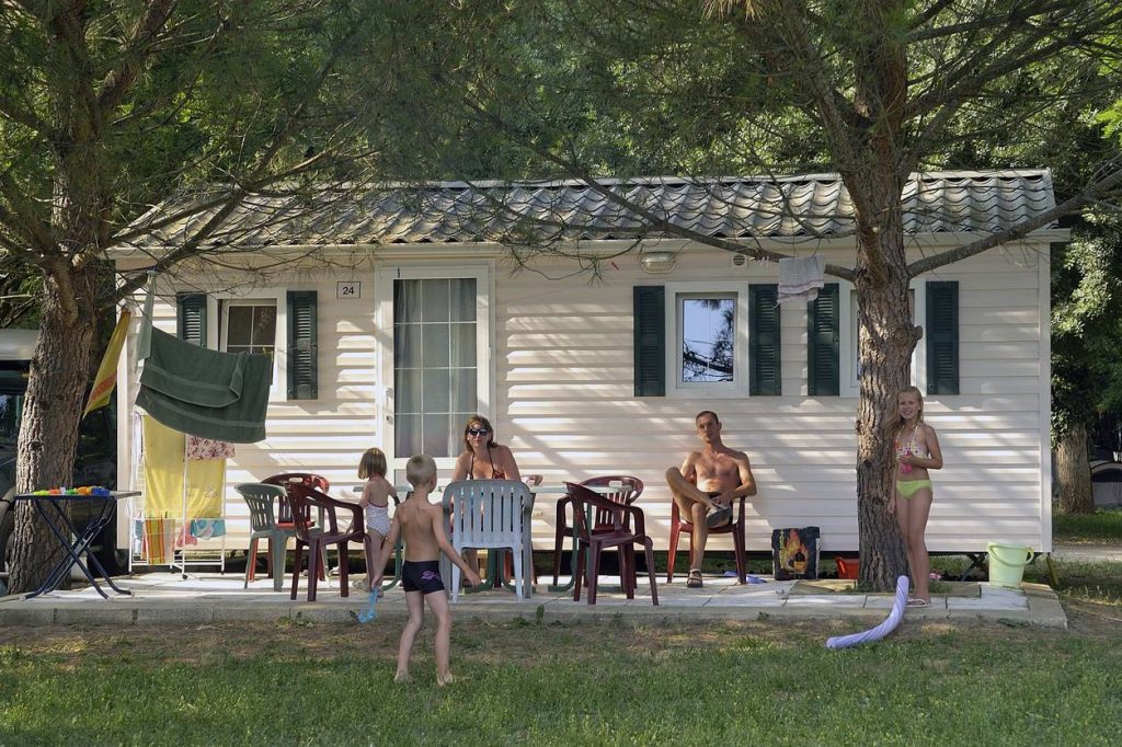 partir en camping en famille été indien