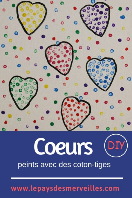 Coeurs peints avec des coton-tiges