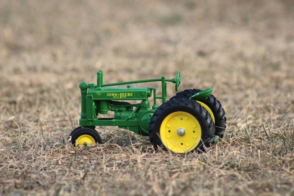 jouet miniature tracteur John Deere