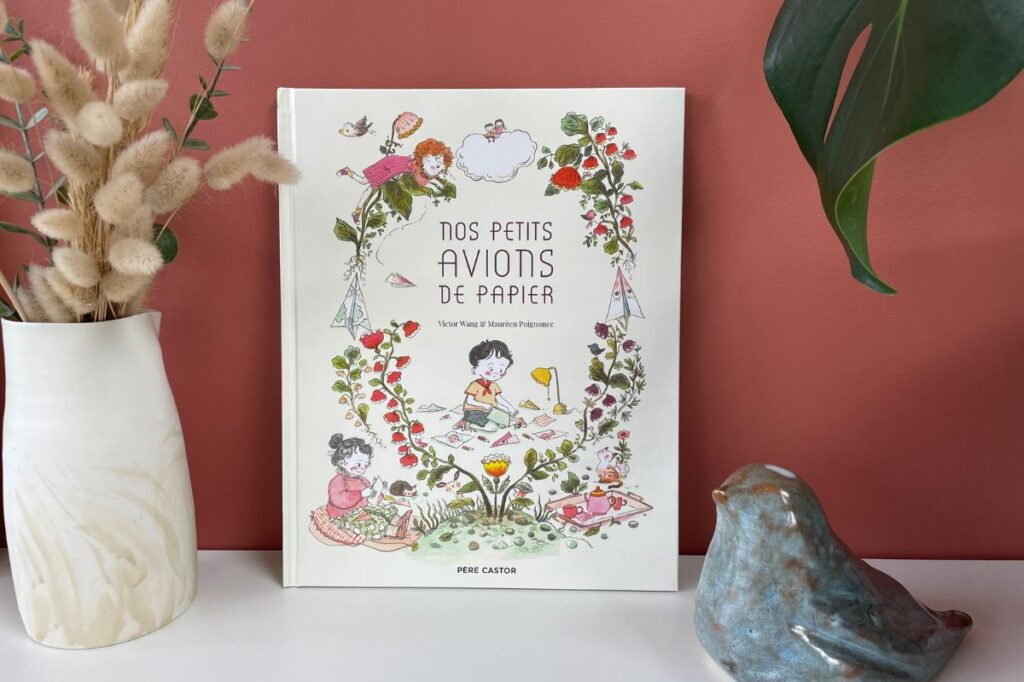Album jeunesse Nos petits avions de papier