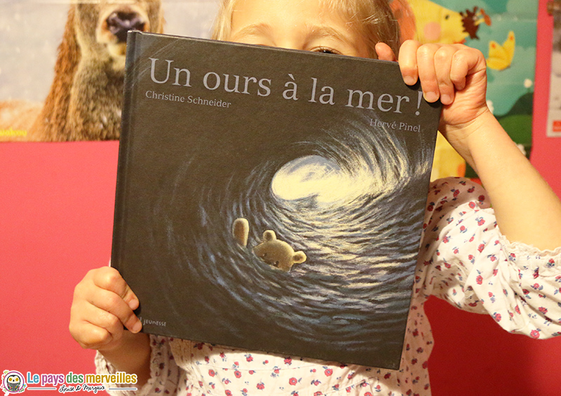 Un ours à la mer aux éditions Seuil jeunesse