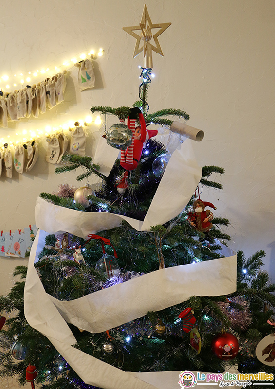 Papier toilette dans le sapin