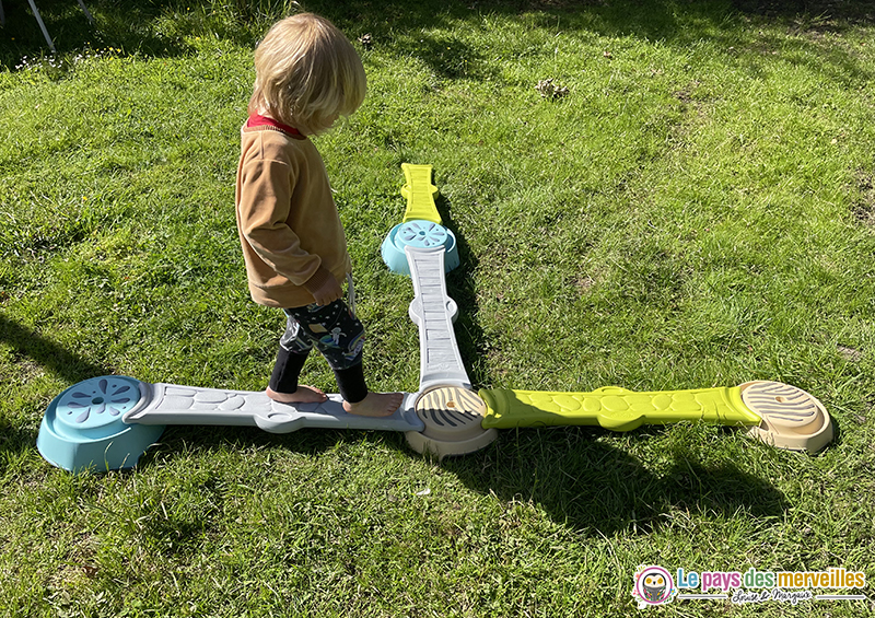 baby gym à la maison ou dans le jardin