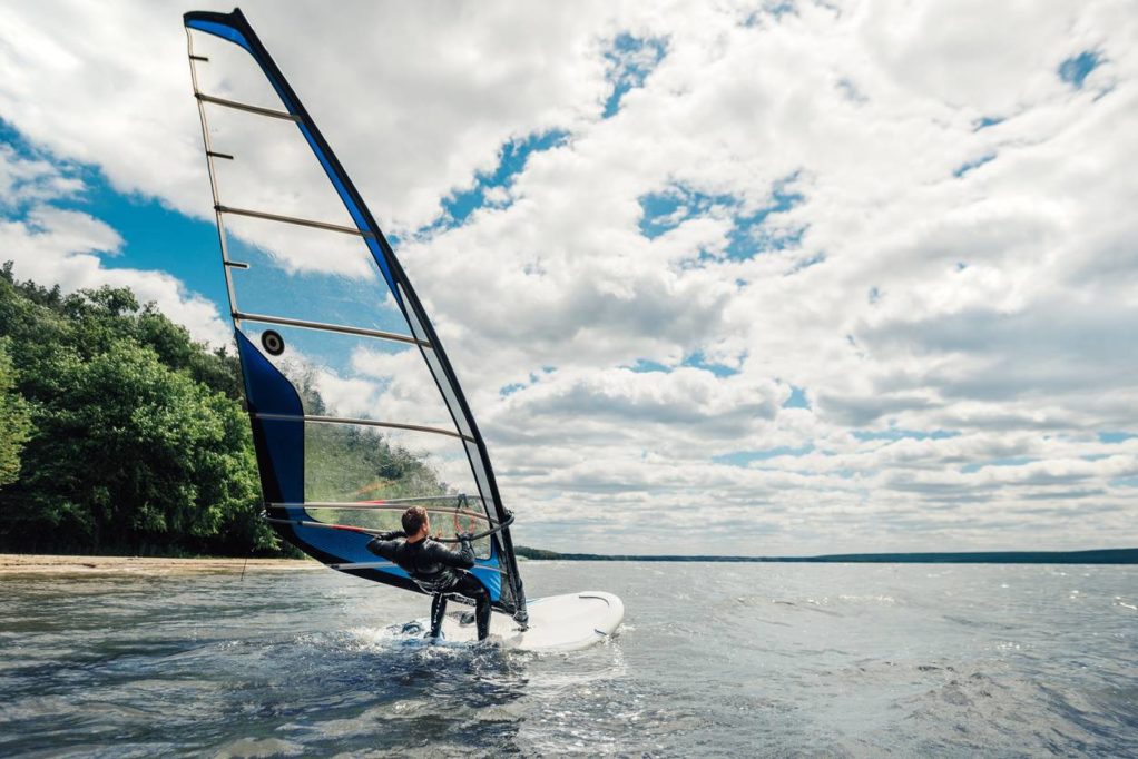 Pratiquer la planche à voile en Vendée