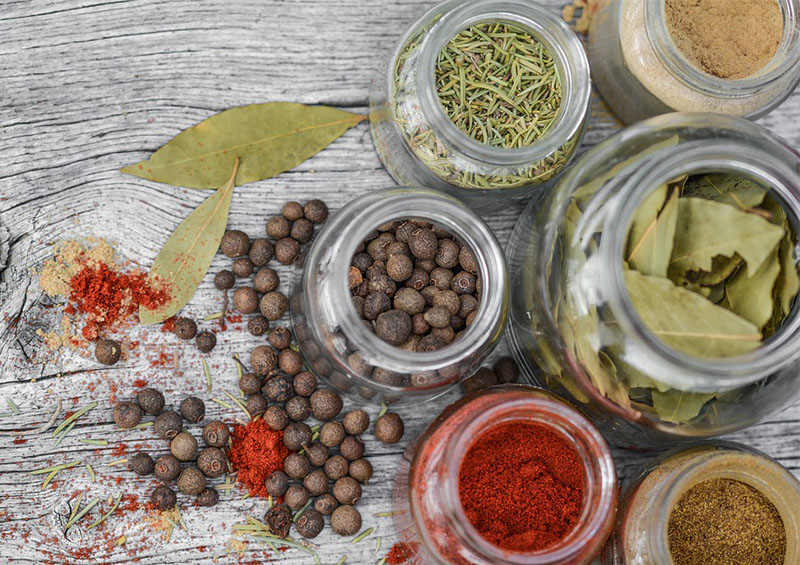 pots à épices en verre