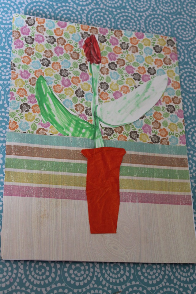 Dessin tulipe et collage pour créer un vase