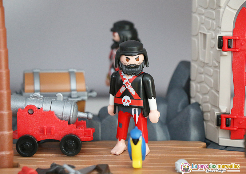 Personnage pirate playmobil